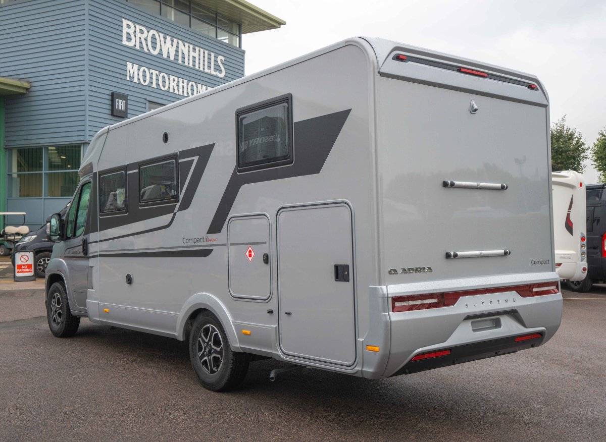 Fiat Adria Compact Supreme DL 140BHP (2024) 3-Berth Compact Motorhome