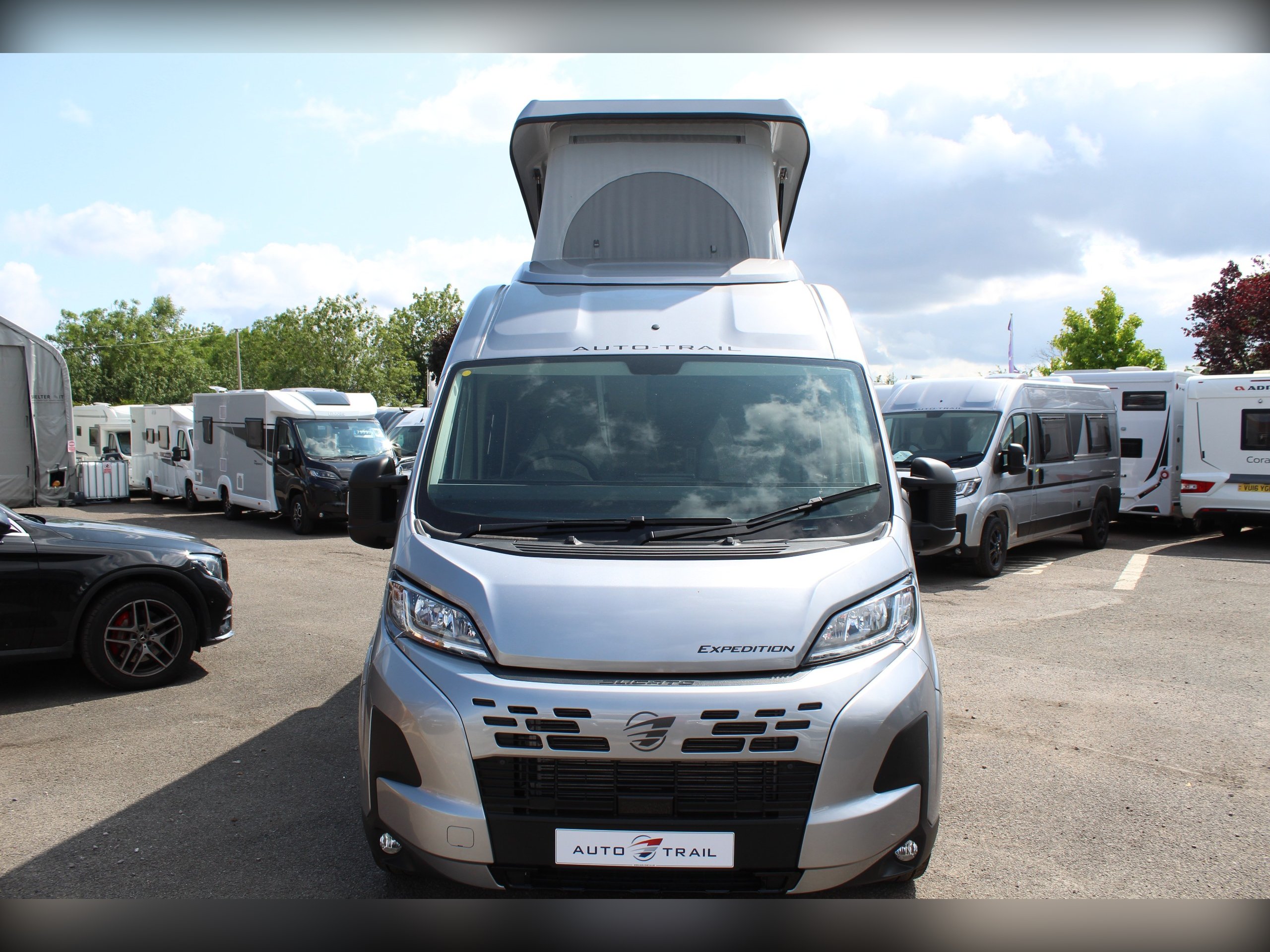 2026 Auto-Trail Expedition 68 Xl