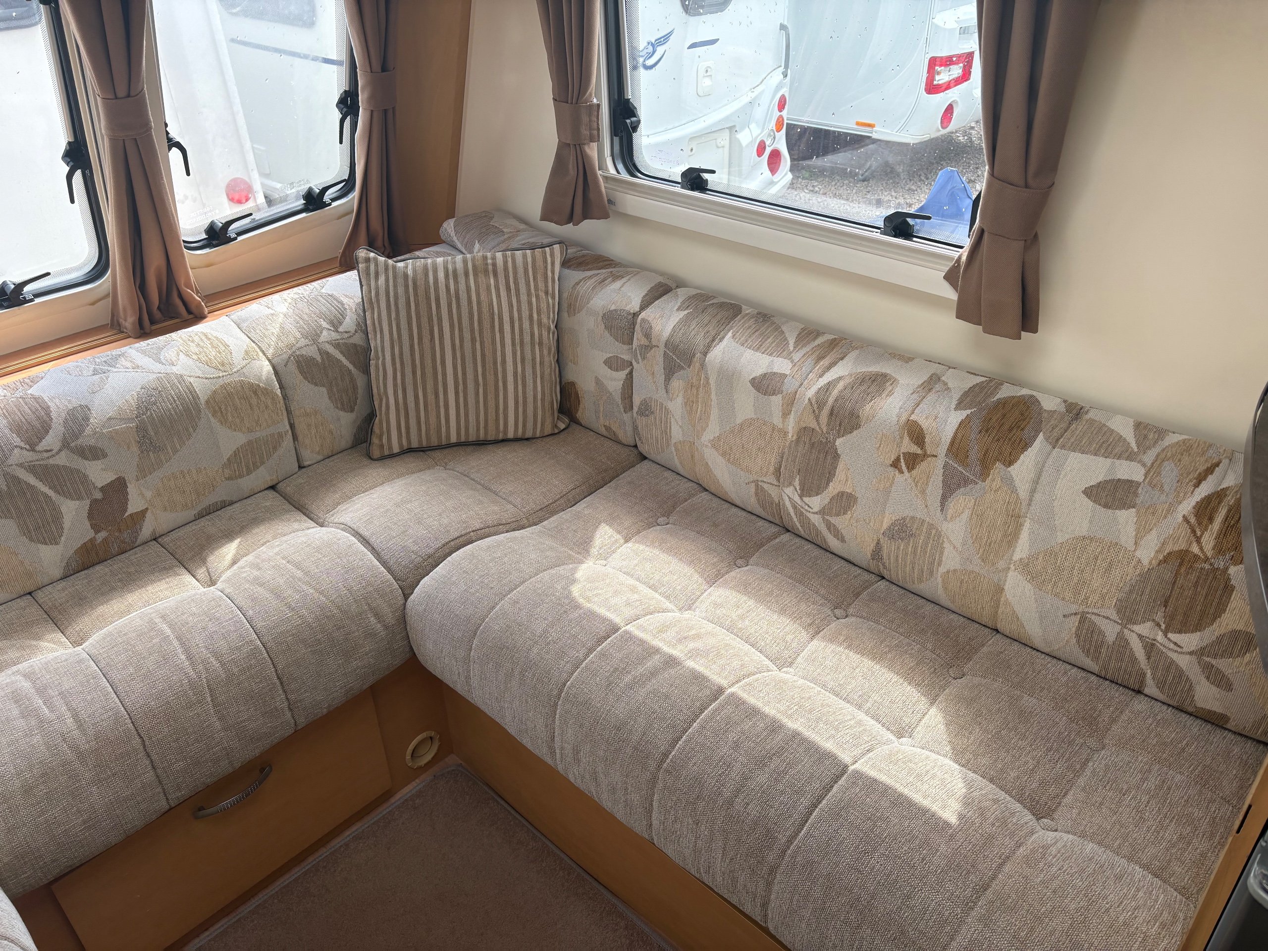 2010 Bailey Olympus 534