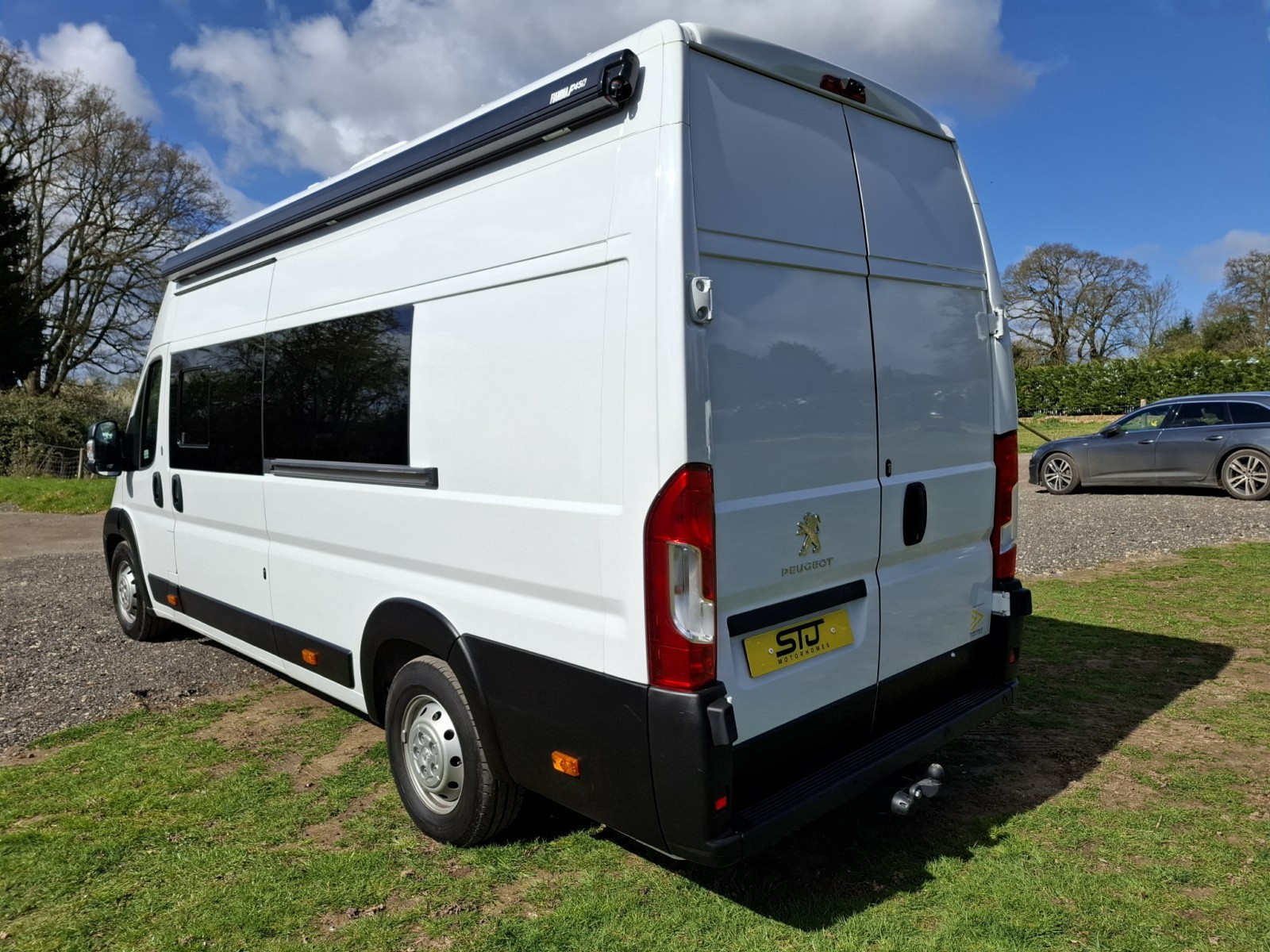 Exterior - Rear