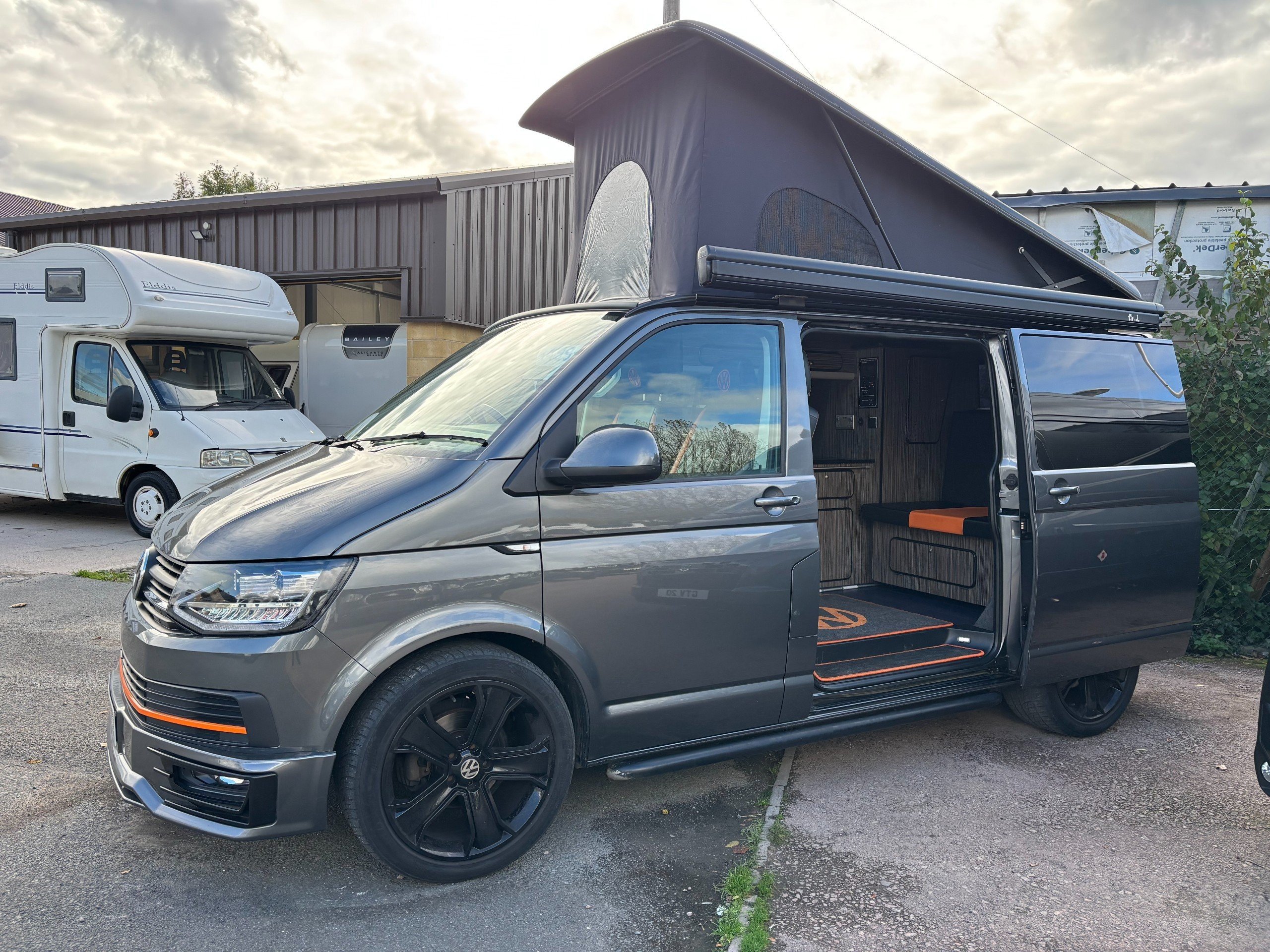 2017 Volkswagen Transporter T28 Pop Top Campervan