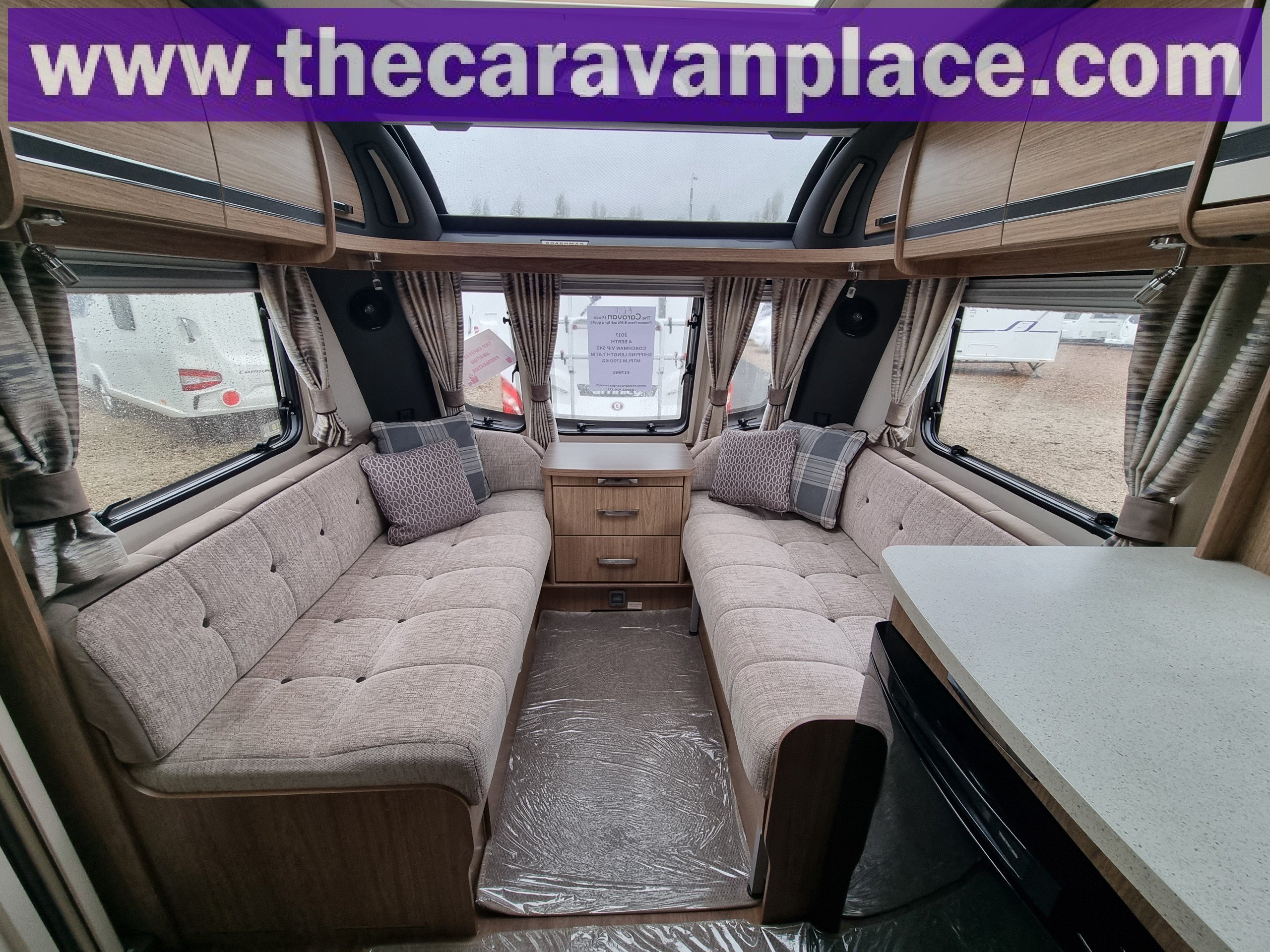 2017 Coachman VIP 545