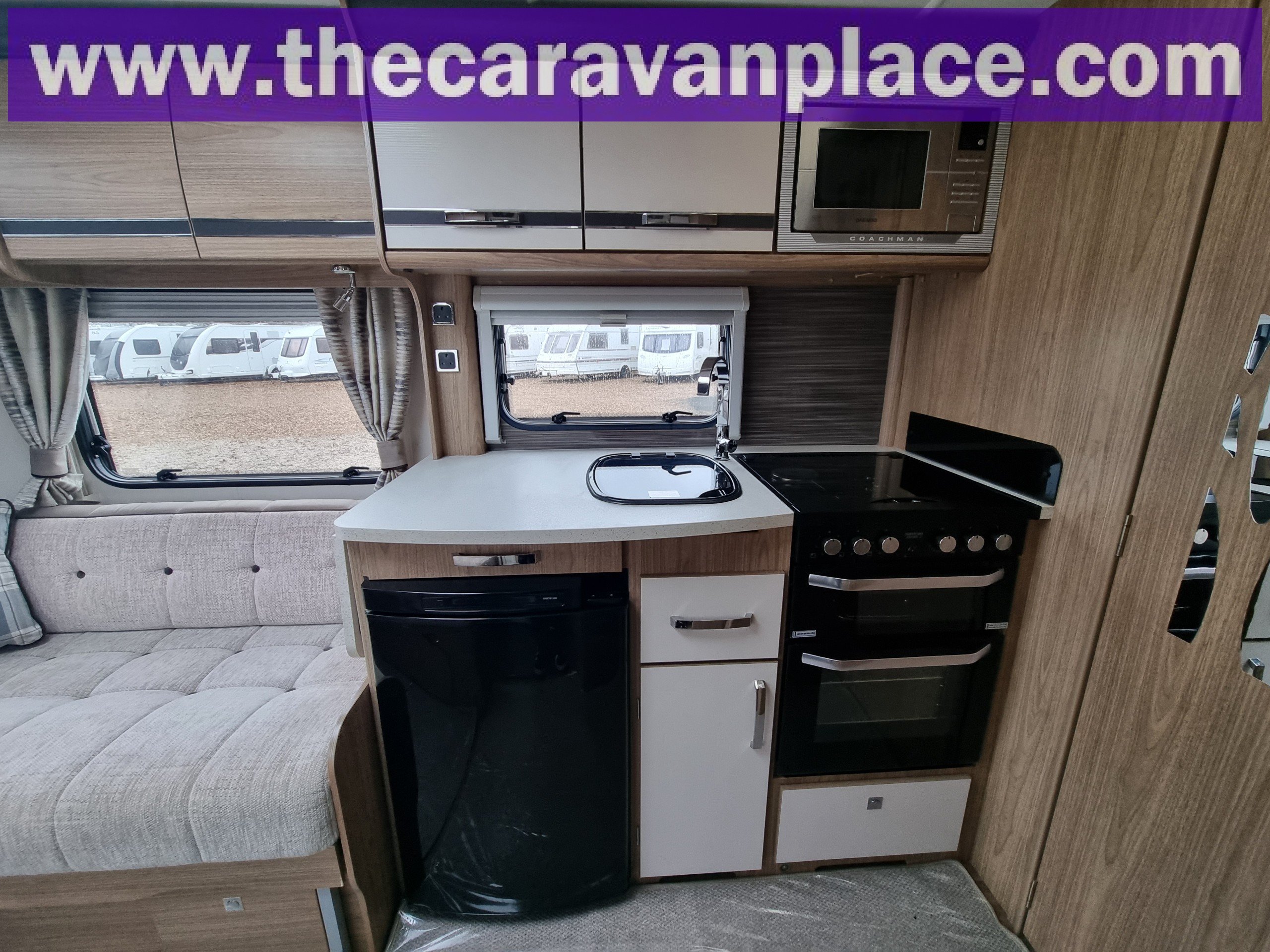 2017 Coachman VIP 545