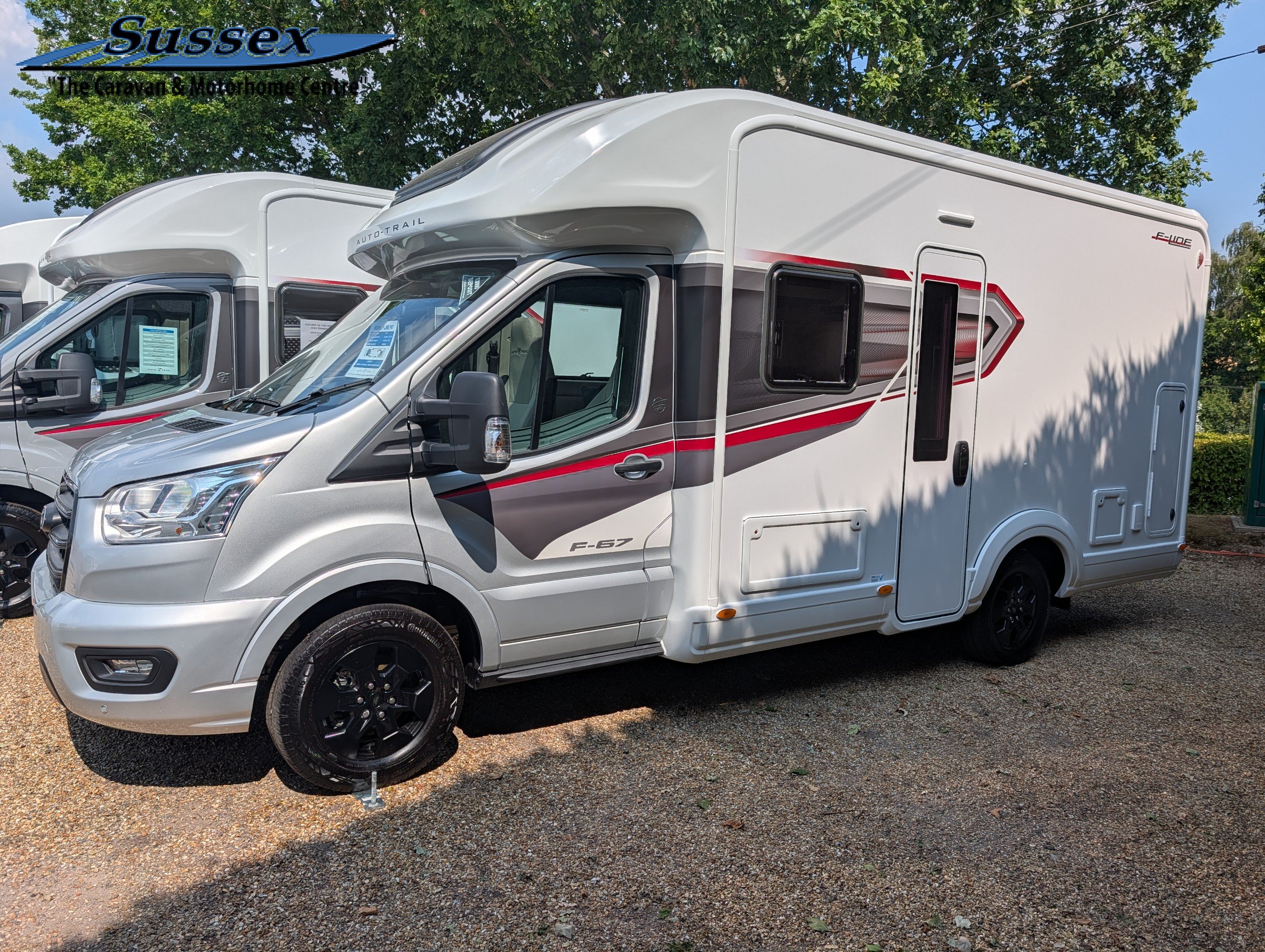 Auto-Trail F-line F67 Automatic , electric drop down bed, drivers and Lux packs plus more extras already included