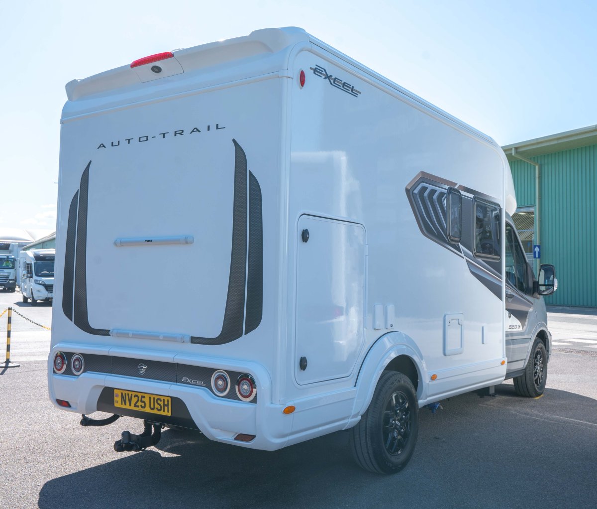 Autotrail Excel 620G 165BHP