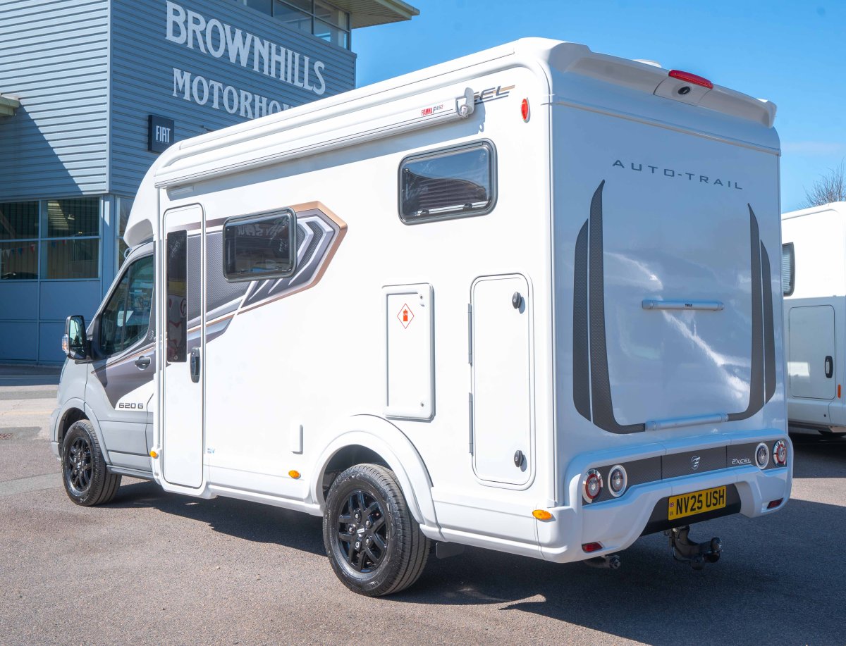 Autotrail Excel 620G 165BHP