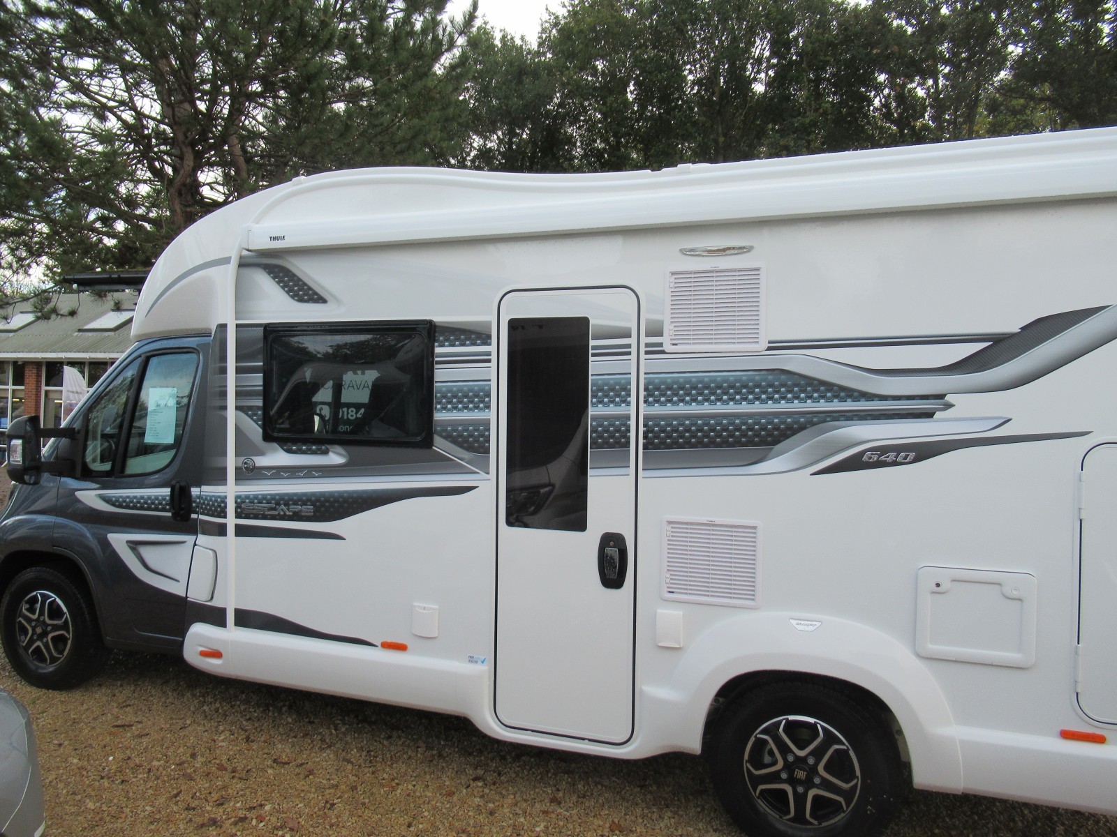 Swift Escape 640