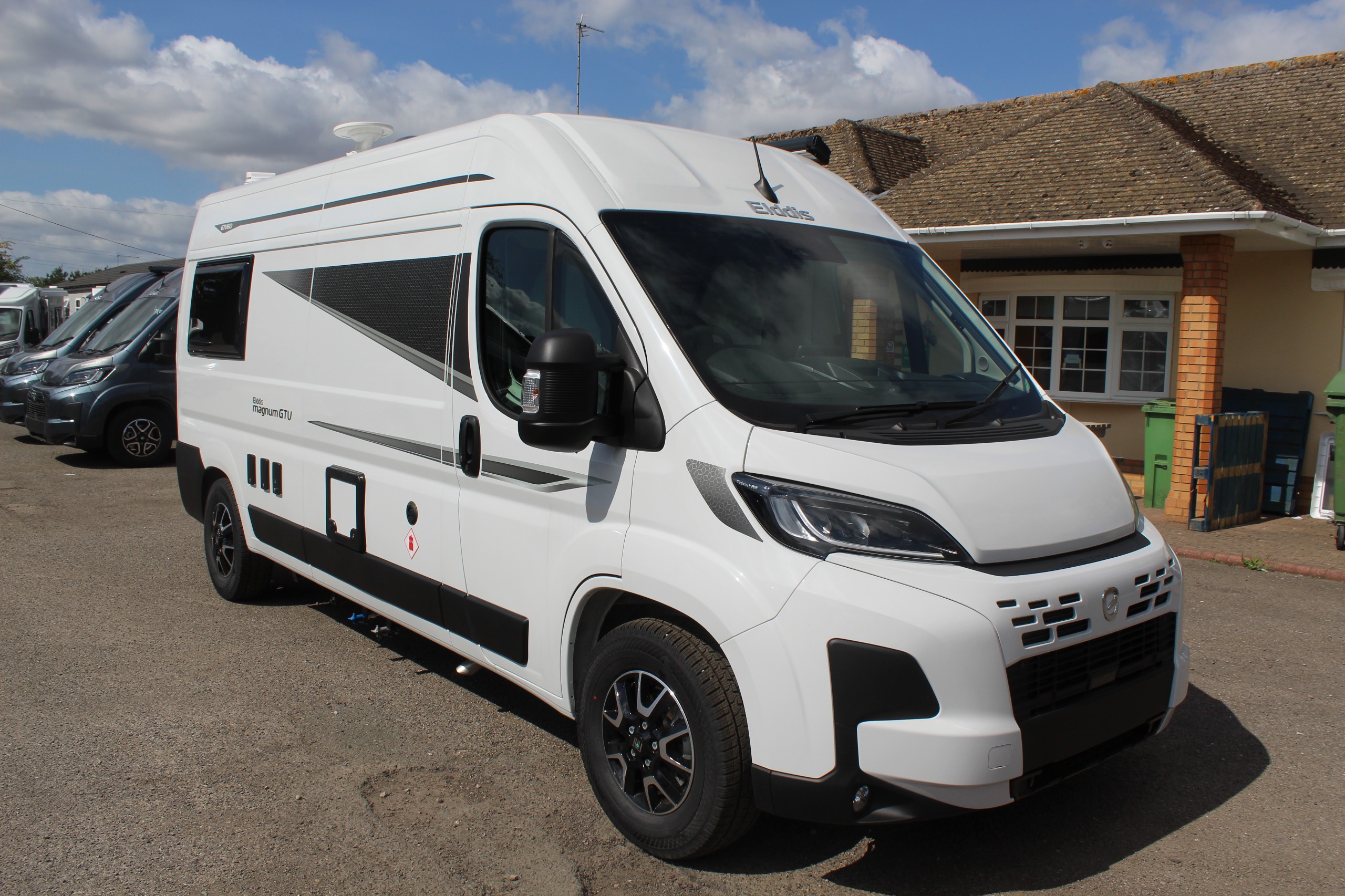 Elddis Autoquest CV60 Magnum GTV