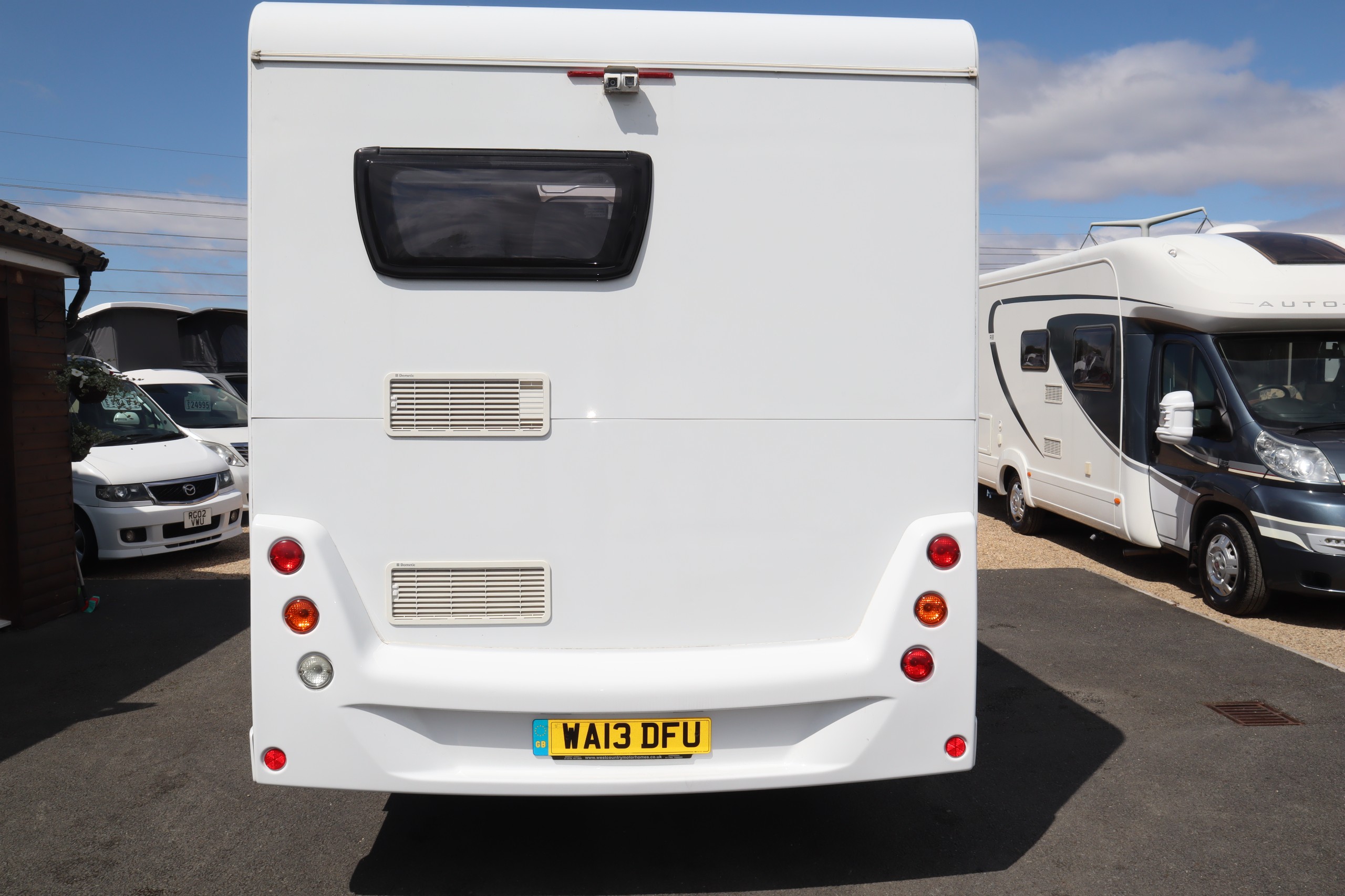 Elddis Autoquest 115 Peugeot Boxer, 2 Berth, 2 Belts, Low Mileage, MOT, 12 Months Warranty, Habitation Service