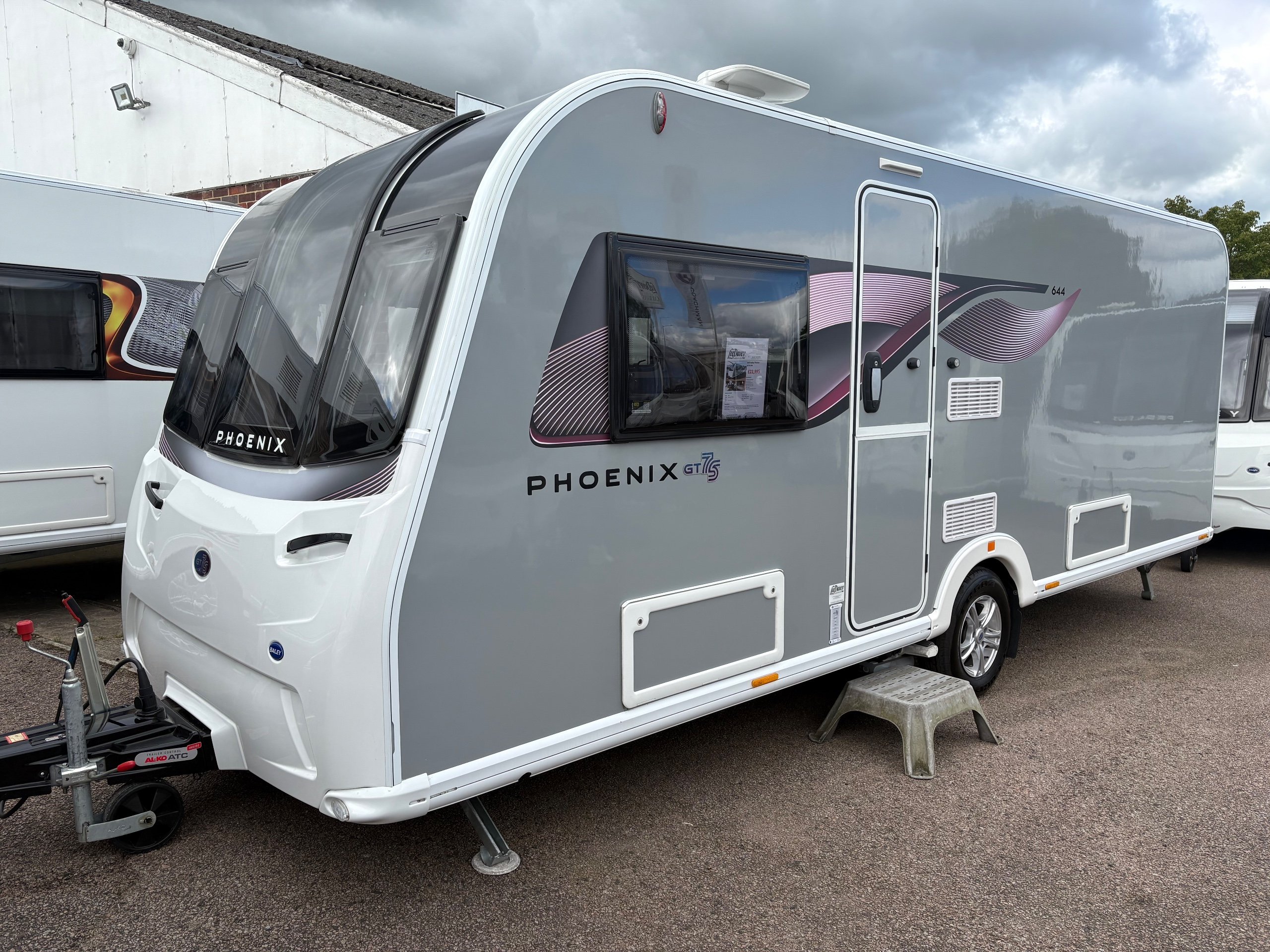 2025 Bailey Phoenix GT 75 644
