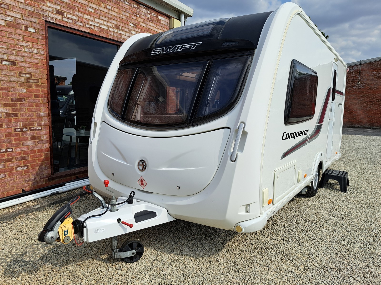 Swift Conqueror 480