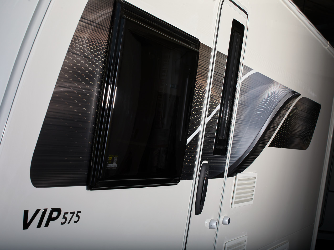 Coachman VIP 575 — 2027 Season