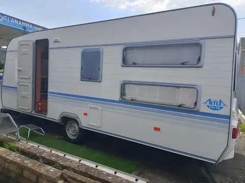Adria Altea (2008) Lightweight 4-Berth Caravan