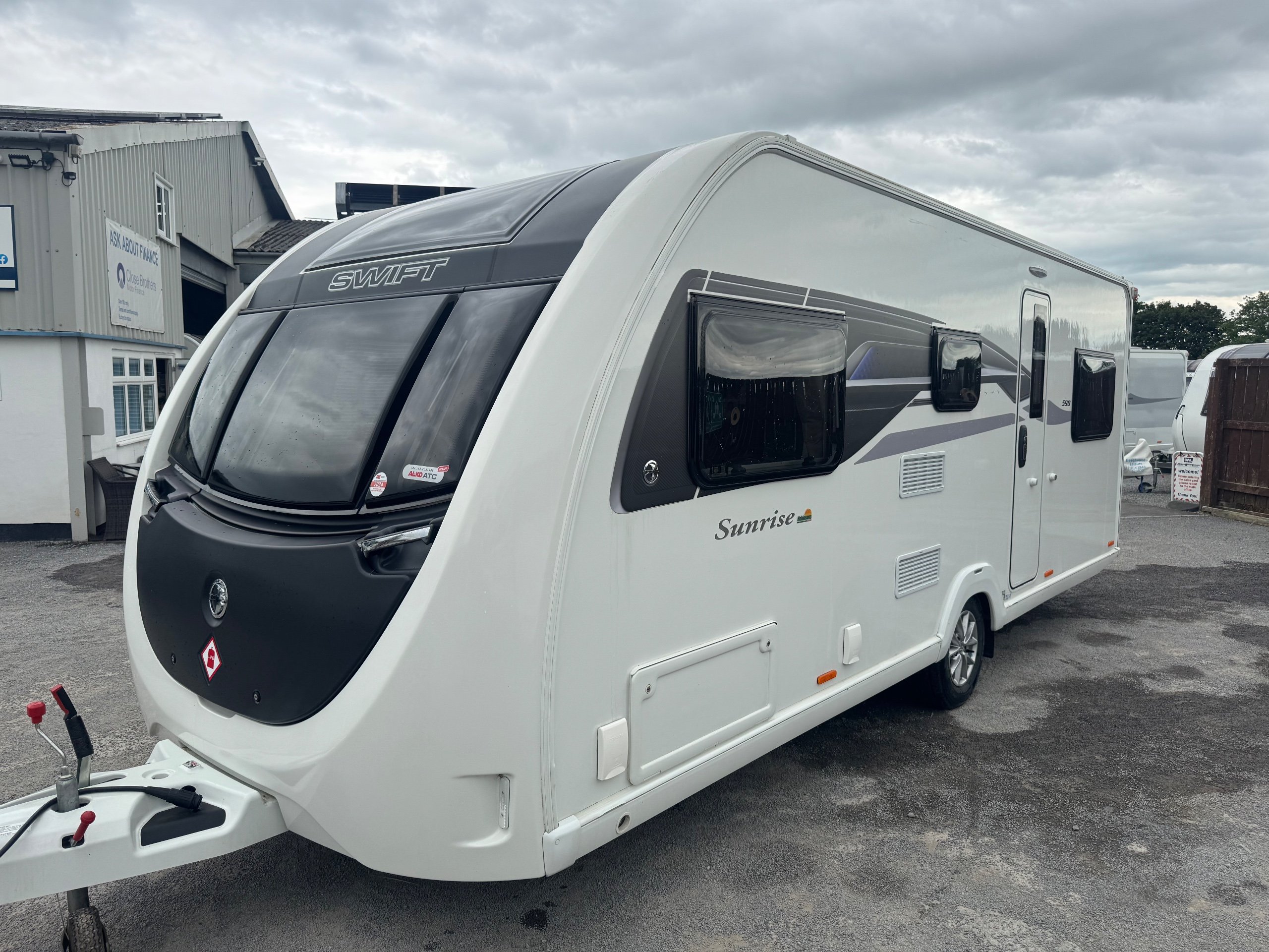 2023 Swift Sprite Sunrise 590