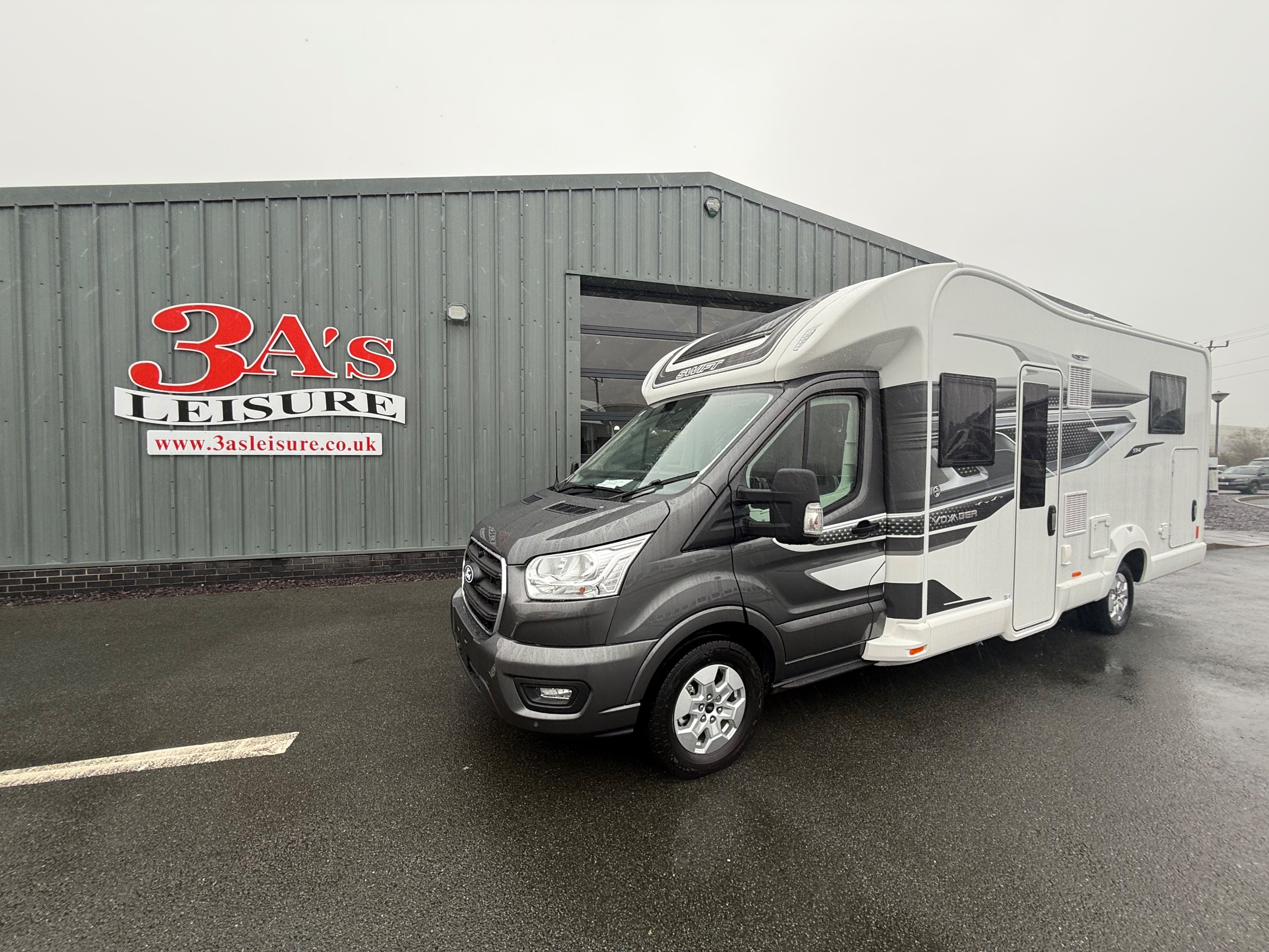 Swift Voyager 594