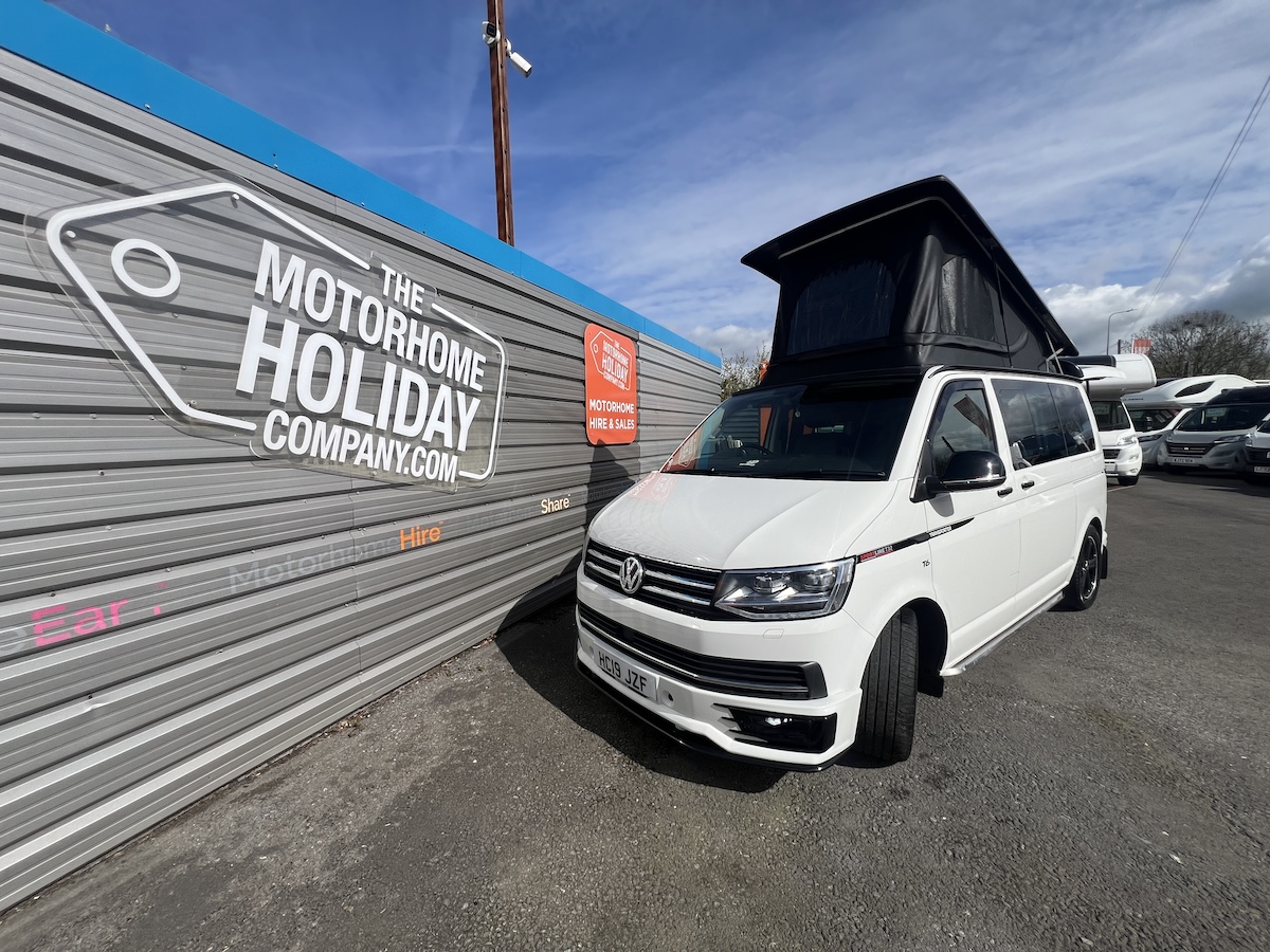 Volkswagen T6.1 T32 Sportline BiTurbo Campervan