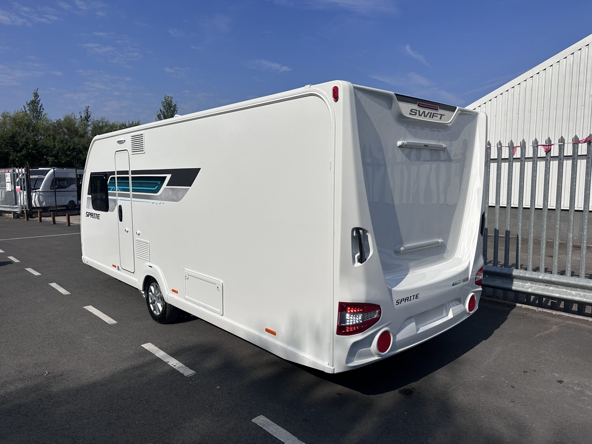 Swift Sprite Major 4 SB 2025 New 4 Berth Fixed Bed Caravan