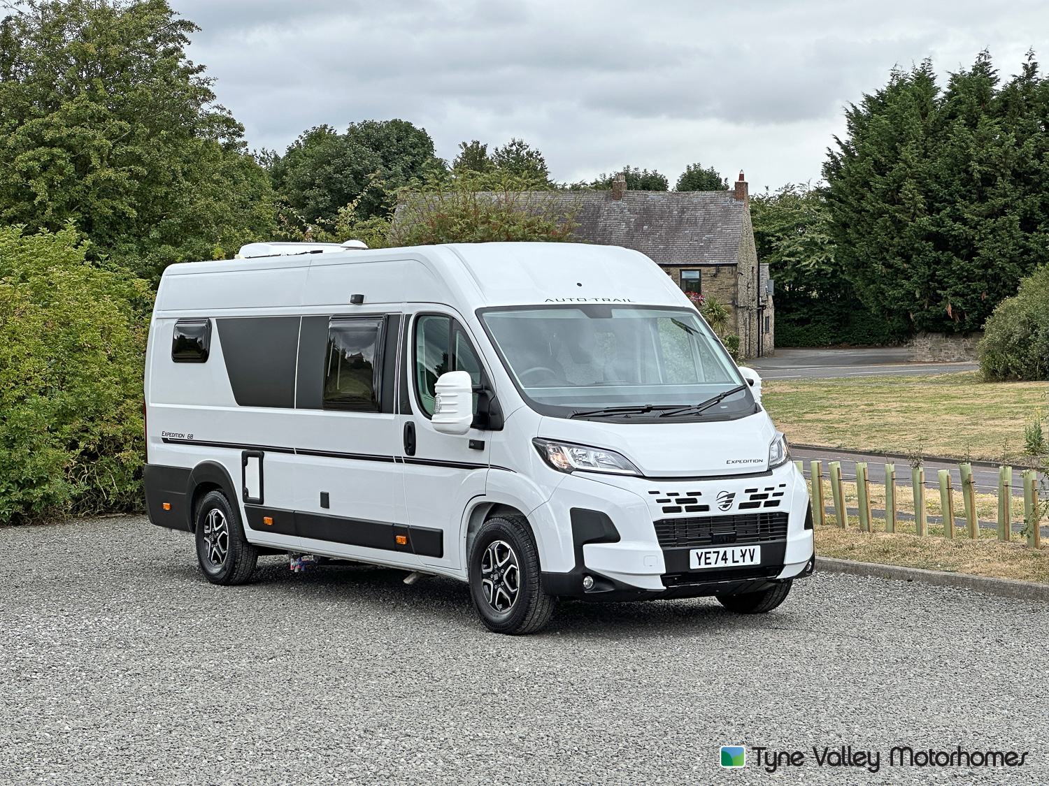 Auto Trail Expedition 68