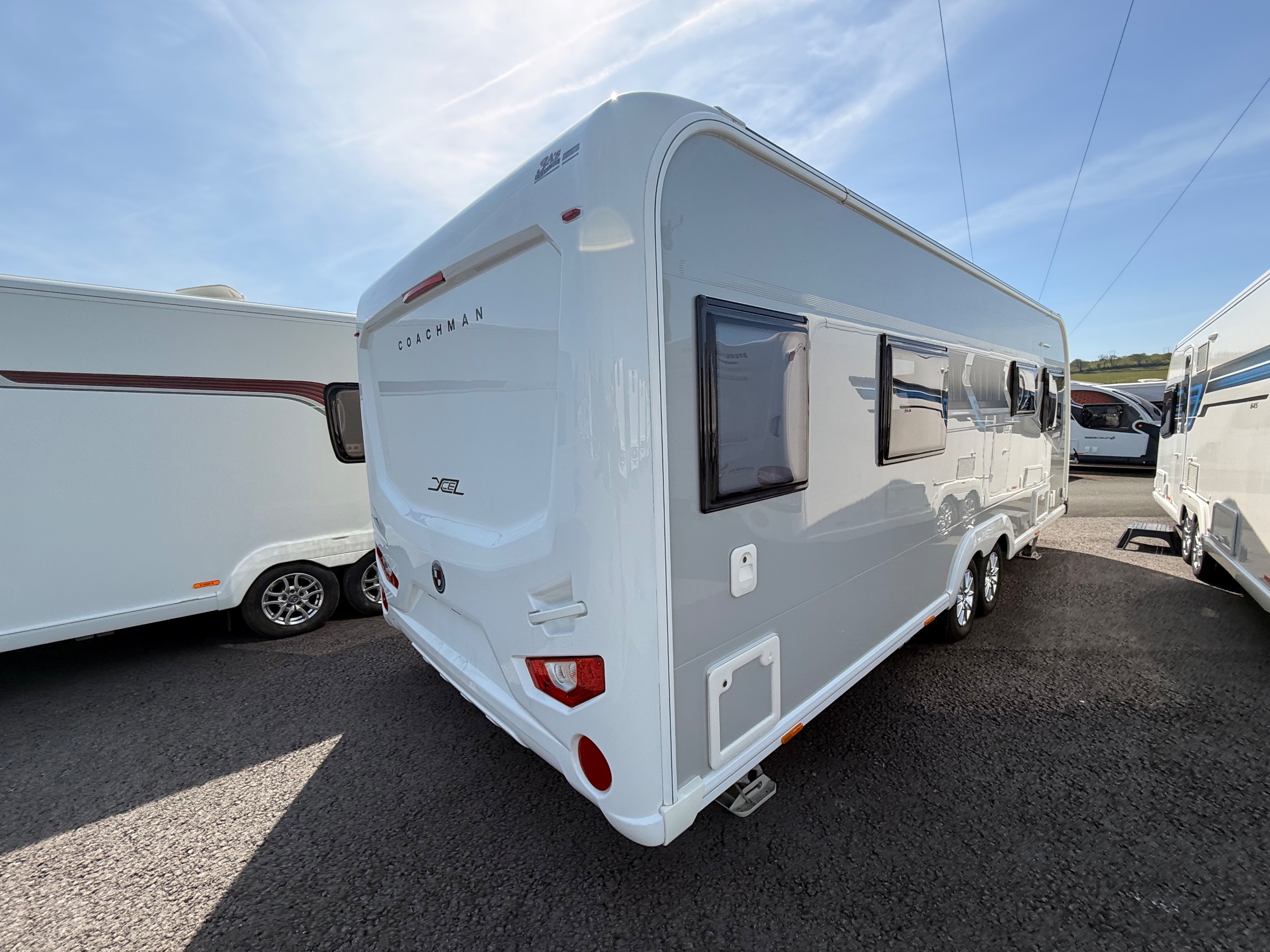 Coachman Laser Xcel 875