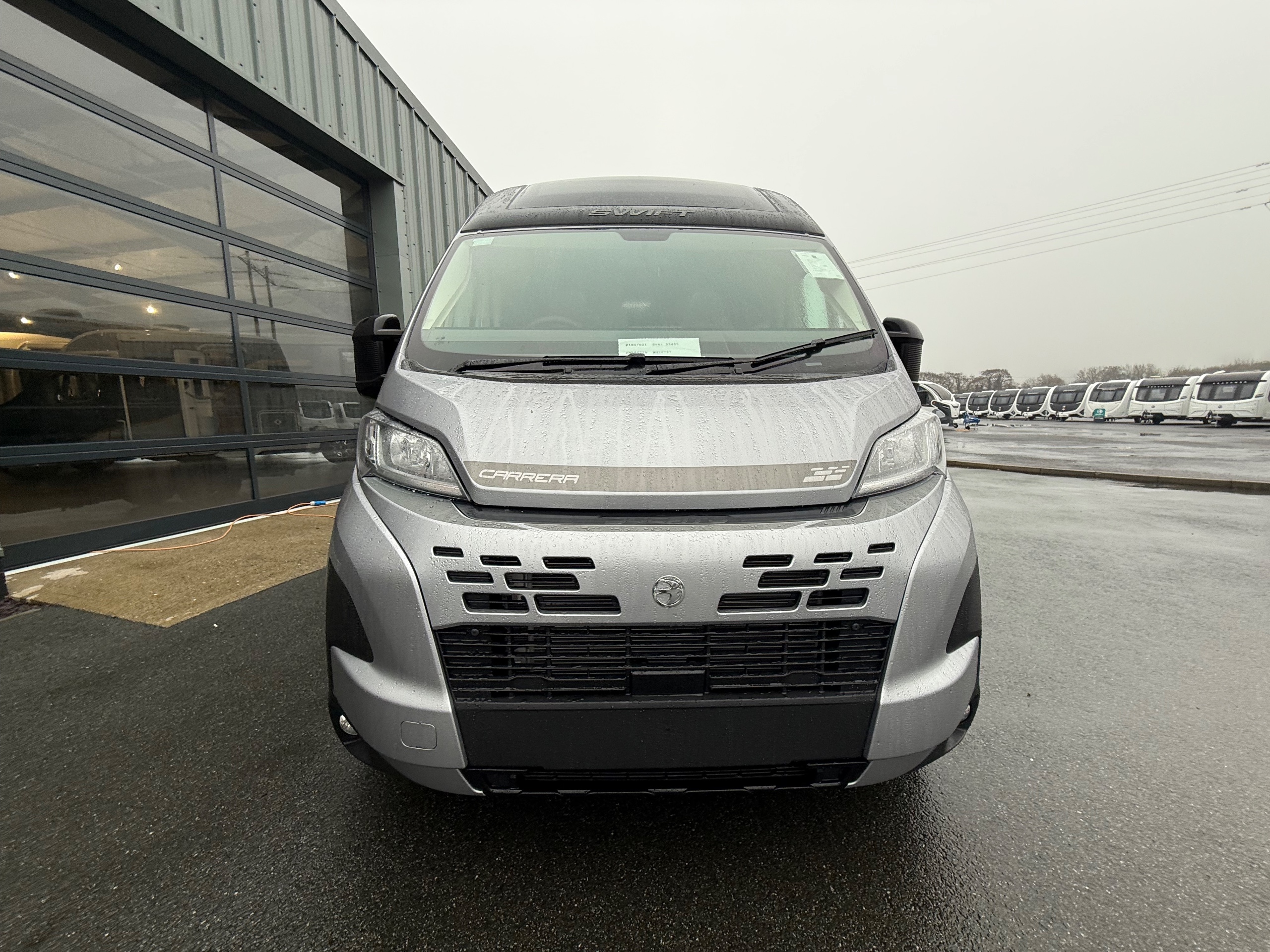 Swift Carrera 184