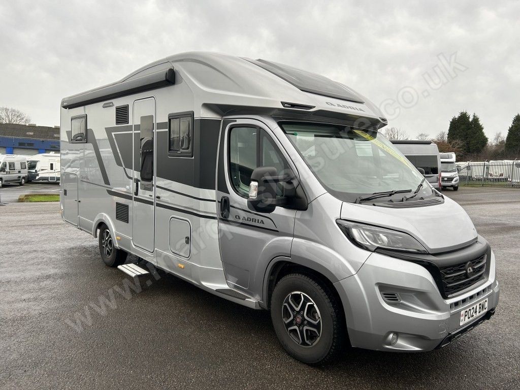ADRIA CORAL SUPREME 670 DC
