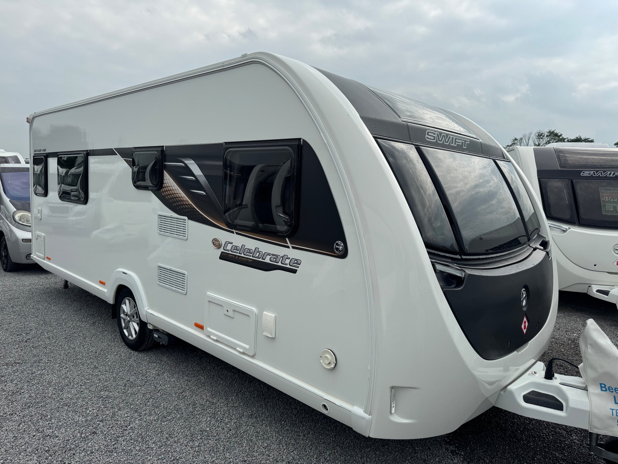 2023 Swift Celebrate Grande 4SB