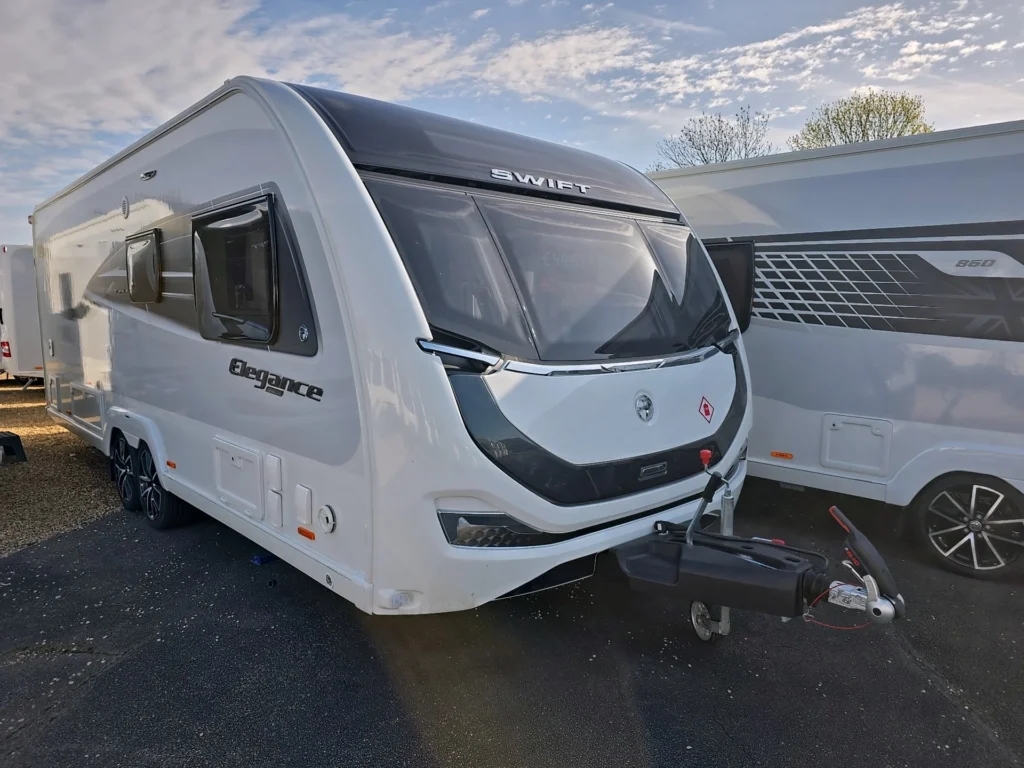 Swift Elegance 845
