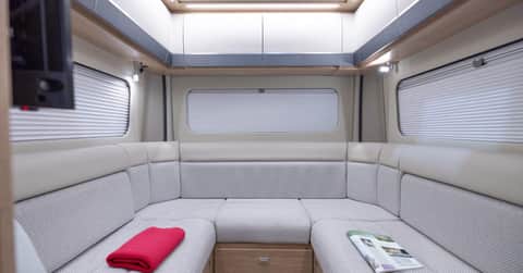 Autotrail V-Line 636 Sport 140BHP Auto