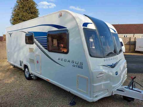 2011 Bailey Pegasus Verona - 5-Berth Family Caravan with Fixed Side Bunks