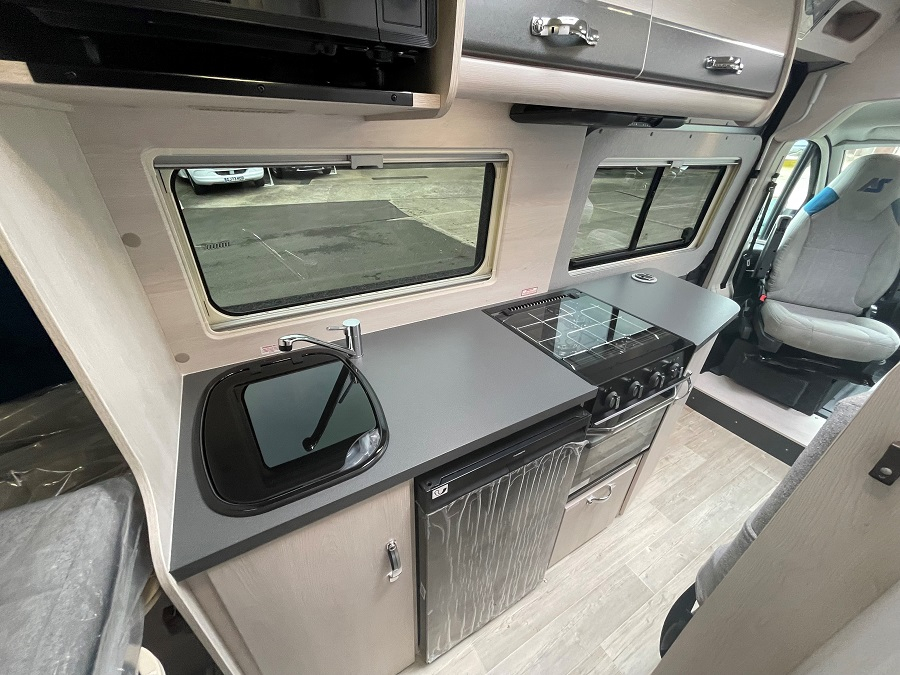 AUTO SLEEPERS FAIRFORD PLUS