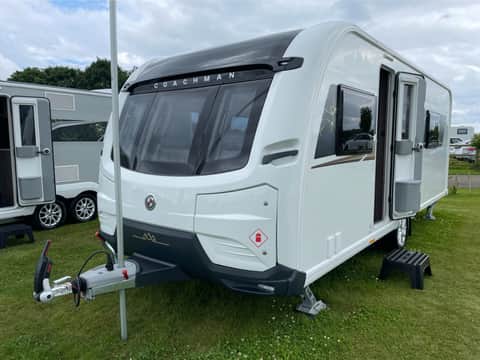 Coachman Lusso I