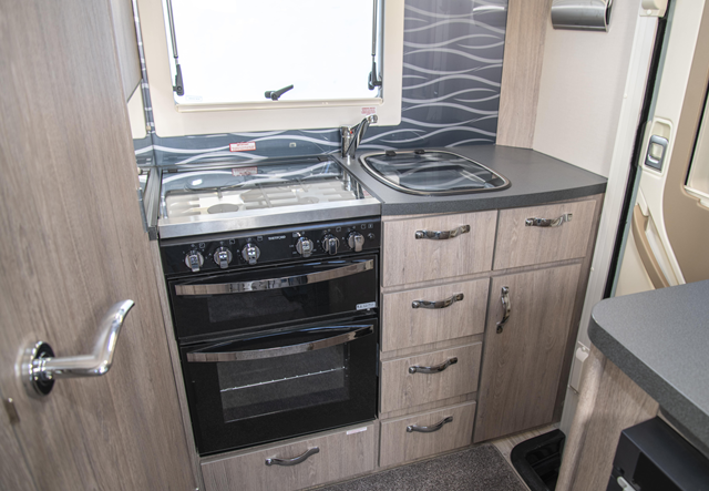 Auto-Sleepers 2017 Two Berth Automatic Motorhome