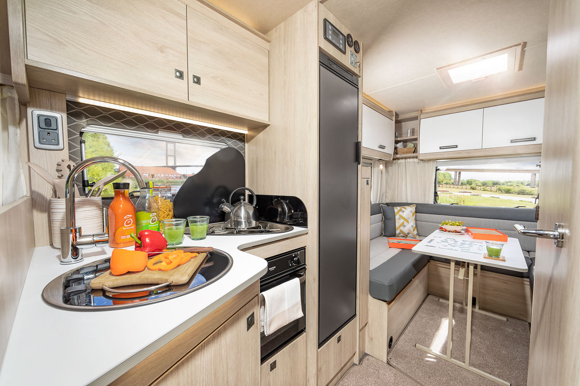 AUTOTRAIL F-LINE F72