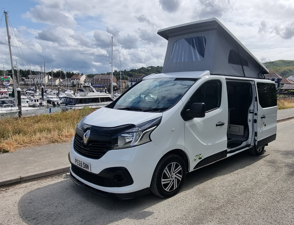 Renault Generic Renault Trafic Conversion