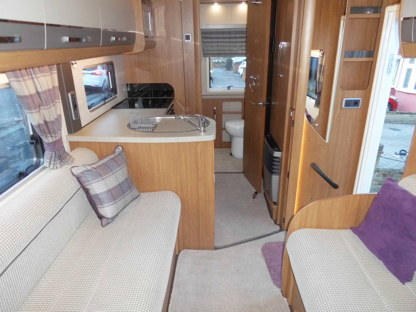 2016 Fiat Ducato Auto-Trail Tracker RS - 2 Berth French Bed Motorhome