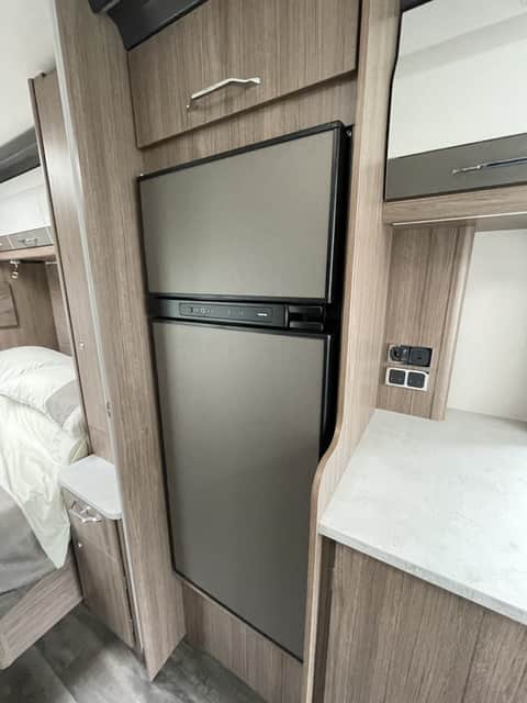 COACHMAN VIP 675