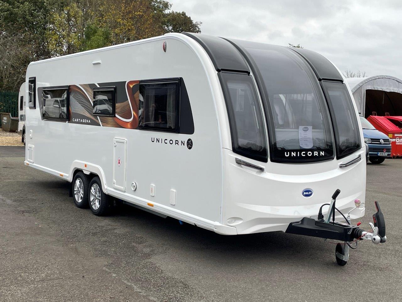 2022 Bailey Unicorn Cartagena - 4-Berth Twin Axle with Island Bed
