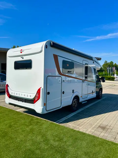 2023 Bürstner Lyseo Peugeot Boxer Automatic Island Bed Motorhome
