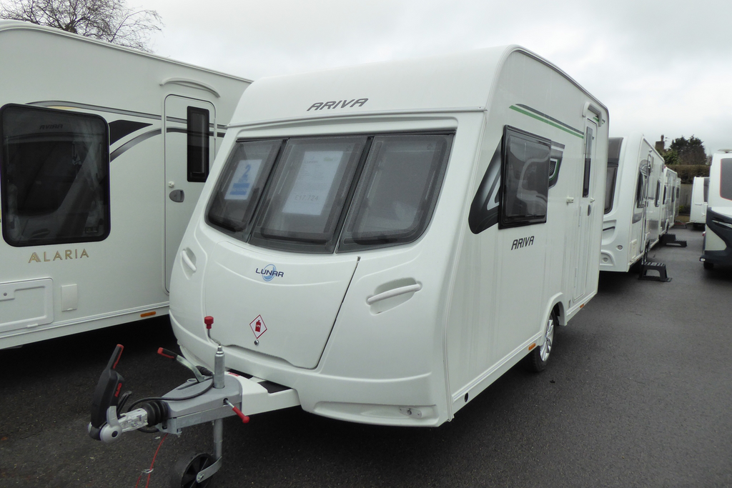 2014 Lunar Ariva - Lightweight 2-Berth Compact Caravan