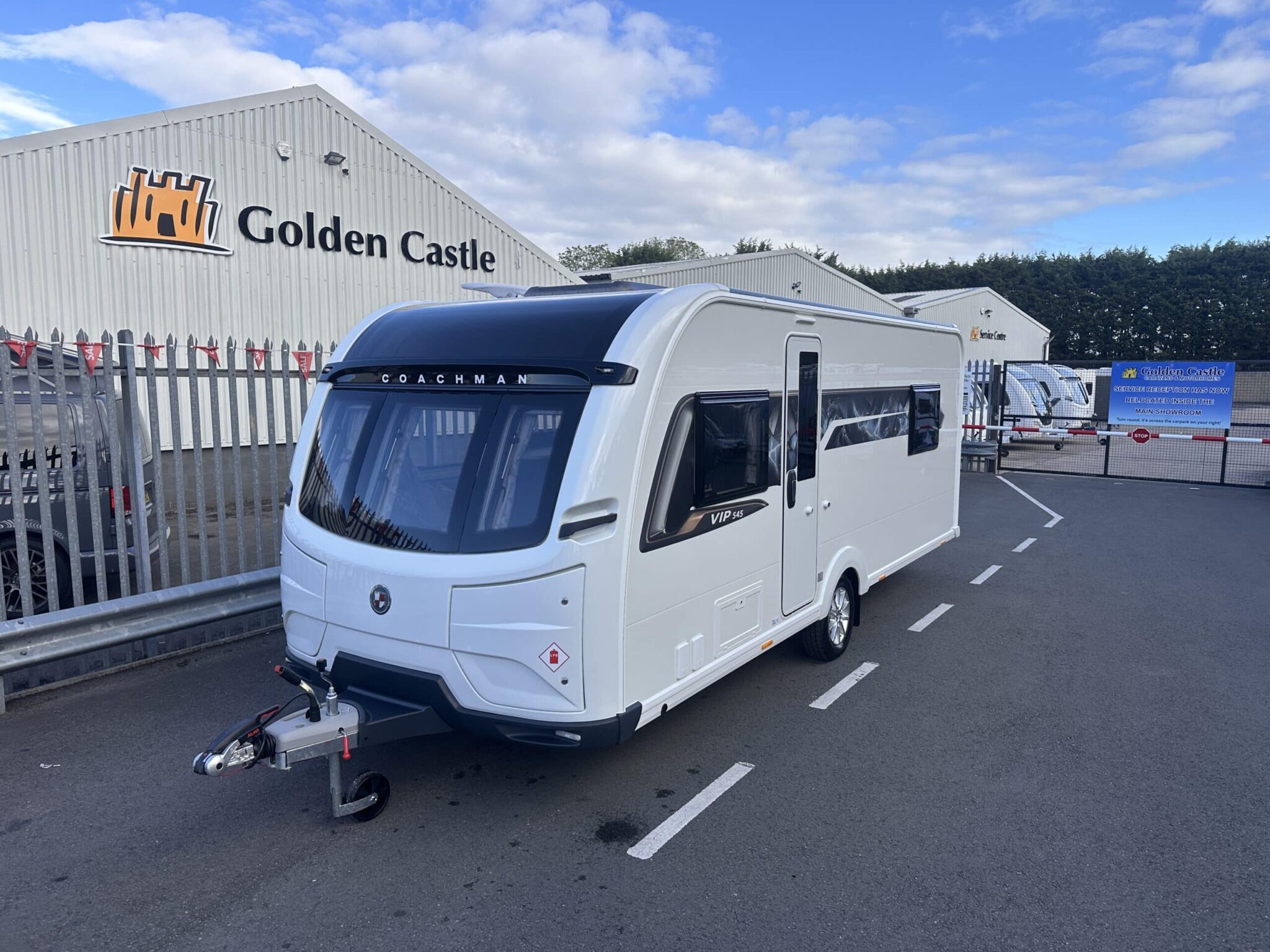 Coachman VIP 545 — 2027 Season