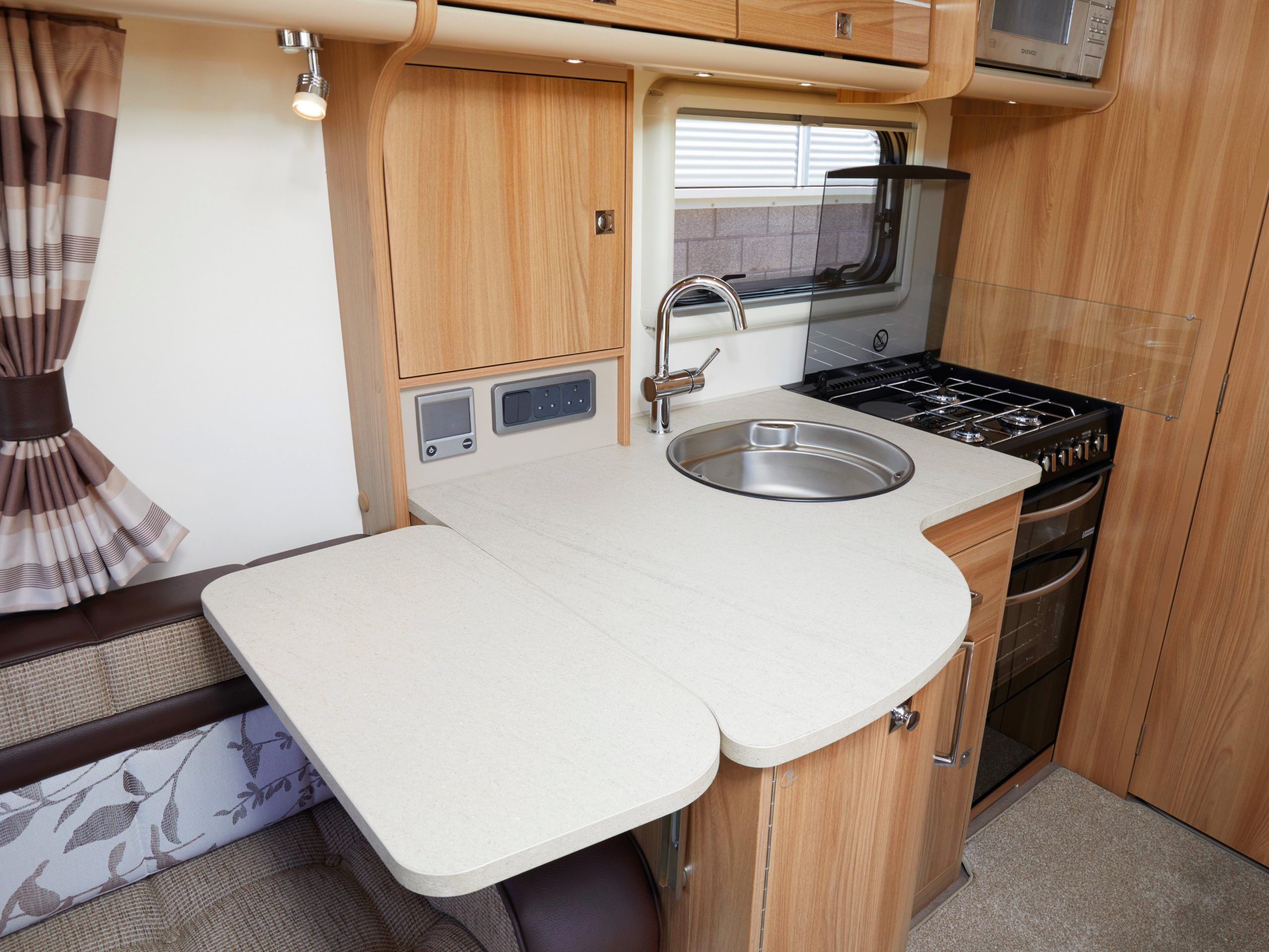 Bailey Unicorn Pamplona 2024 Used 4 Berth Twin Axle Island Bed