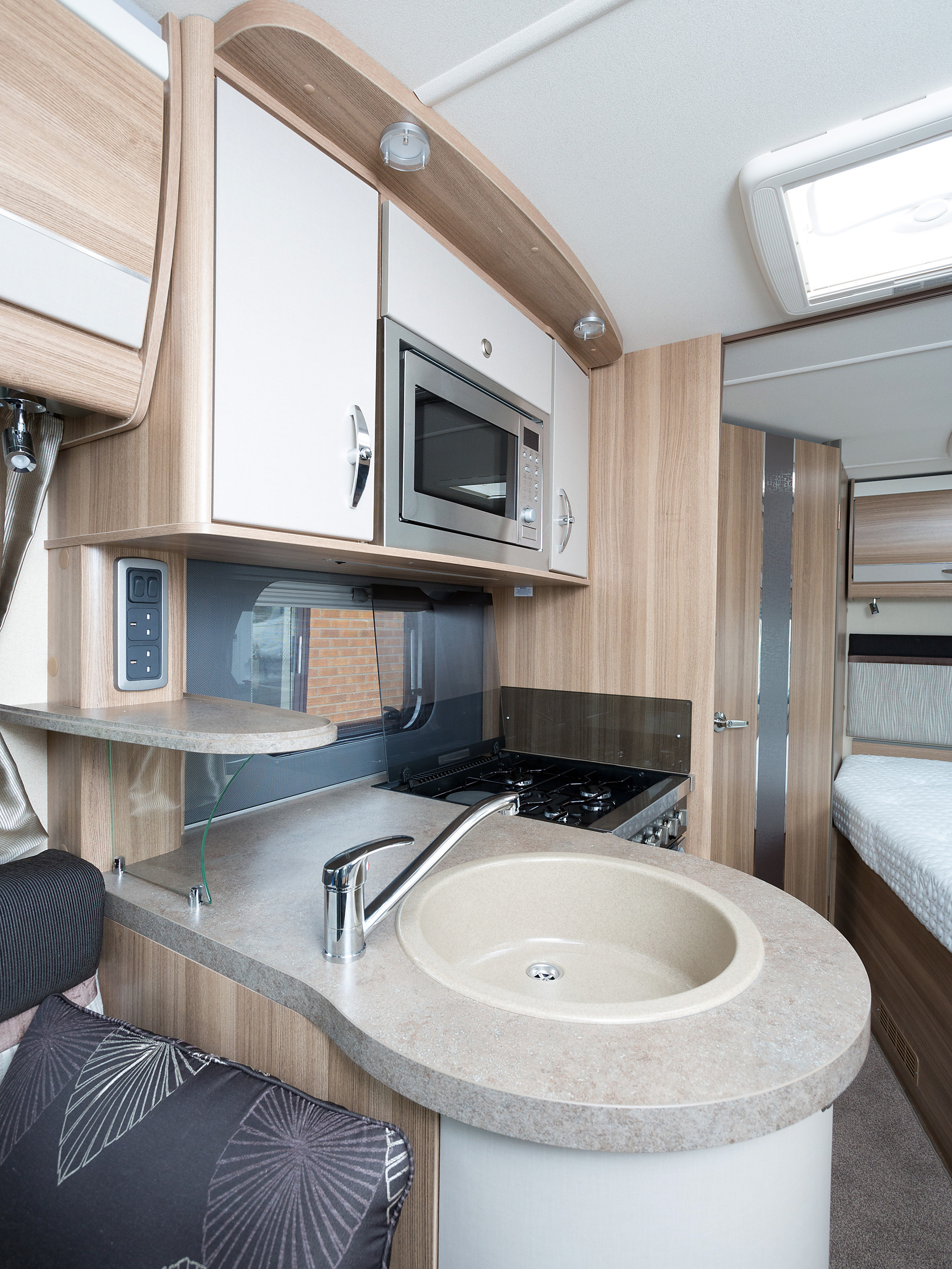 2019 Bessacarr 562