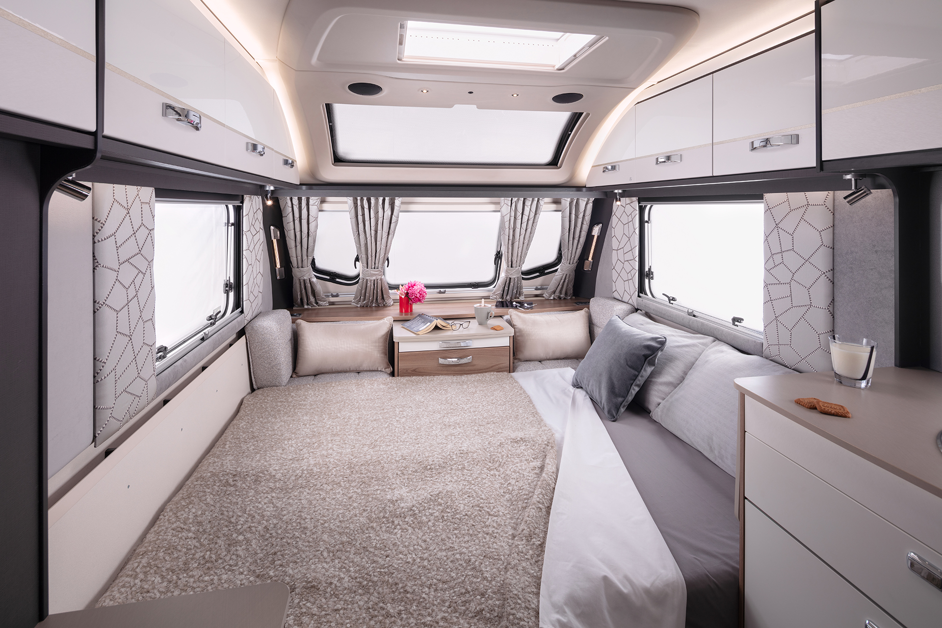 2018 Swift Conqueror 580 Used 2 Berth Caravan with End Washroom