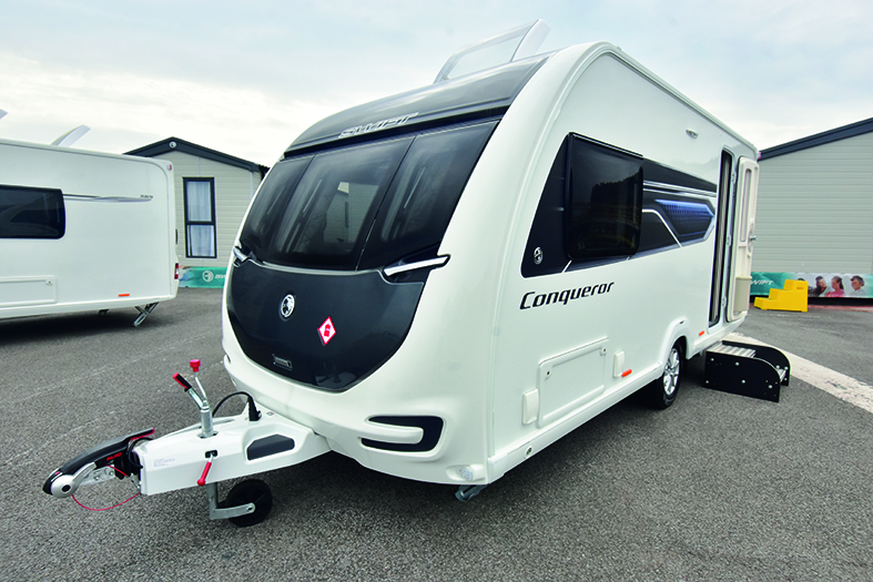 2012 Swift Conqueror 480 - 2-Berth Caravan with End-Washroom