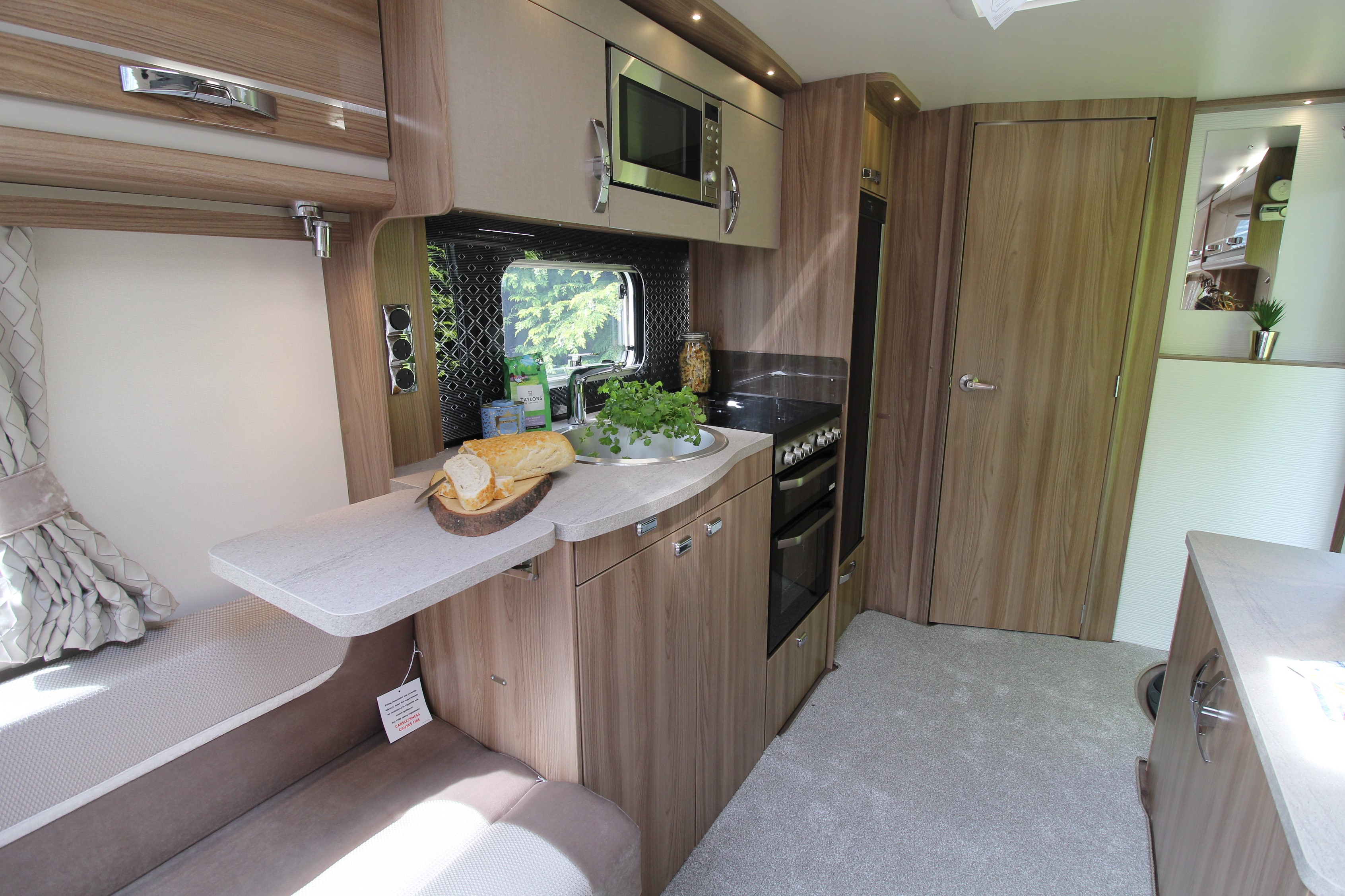 2014 Swift Corniche 20/4