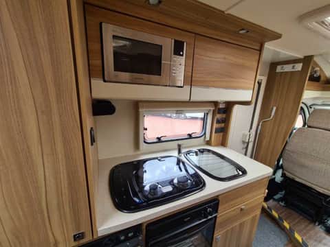 ELDDIS MAJESTIC 135