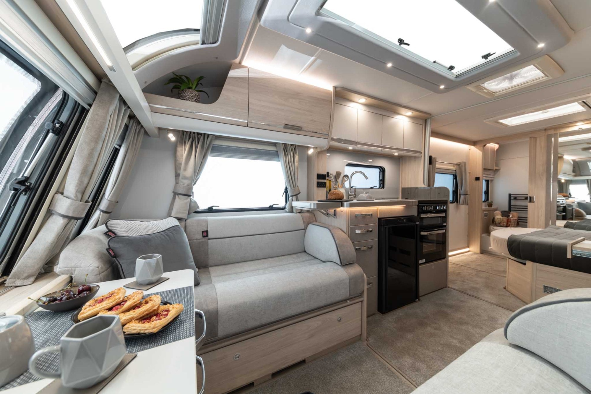 ELDDIS CRUSADER MISTRAL