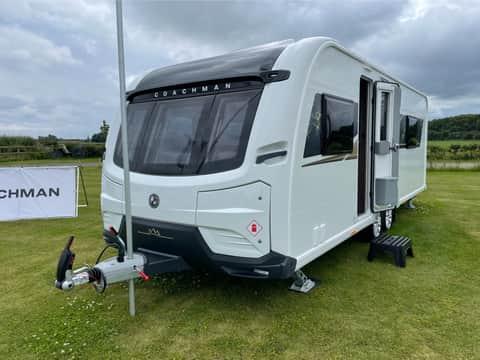 2022 Coachman Lusso 2