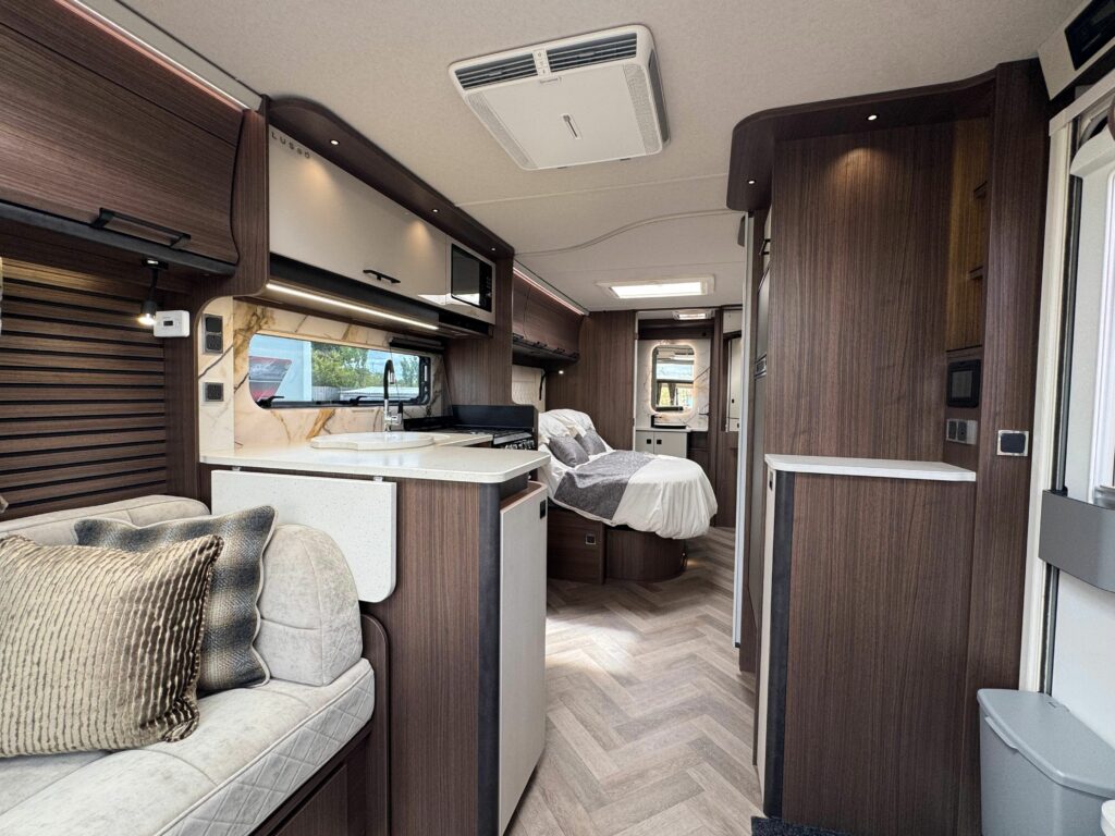 Coachman Lusso Ii