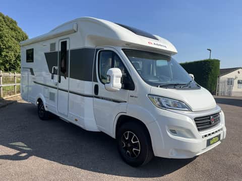 Adria Coral Axess 670SC